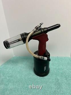 Chicago Pneumatic CP9884 Heavy Duty Air Powered 1/4 Rivet Gun