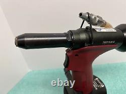 Chicago Pneumatic CP9884 Heavy Duty Air Powered 1/4 Rivet Gun