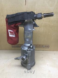 Huck 2012 Pneumatic Rivet Gun Riveter Air Tool