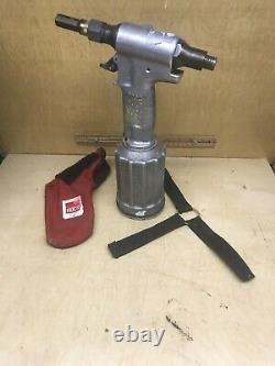 Huck 2012 Pneumatic Rivet Gun Riveter Air Tool