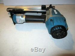 Makita At1150a Air Pneumatic 16 Ga 7/16 Medium Crown 1-2 Stapler Staple Gun