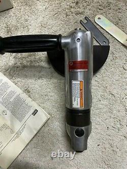 New Universal Tool Pneumatic 4 Angle Grinder UT-8750- 3/4 hp. (Made in Japan)