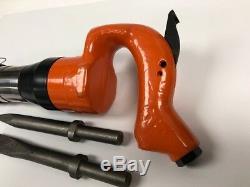 Pneumatic Air Chipping Hammer 2 Stroke 652 R NEW +2 Bits