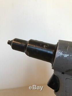 Pop Emhart Stanley PRG540 Riveter Tool Air Pneumatic