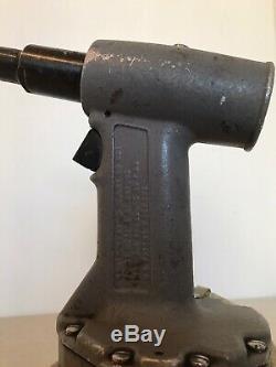 Pop Emhart Stanley PRG540 Riveter Tool Air Pneumatic