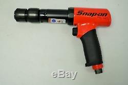 Snap On PH3050BR Pneumatic Long Barrel Super Duty Air Hammer Red with Chisel set