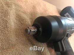 Snap On PT850GMG 1/2 Drive Pneumatic Impact Wrench Air Tool with Rubber Boot